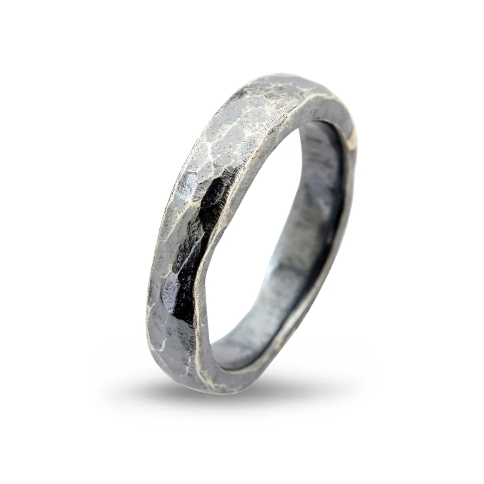 By Birdie – Sølvring Hammered