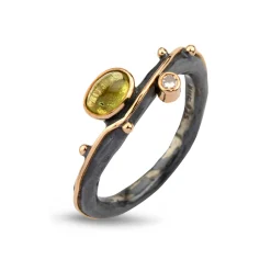 By Birdie – Sølvring Louise Peridot