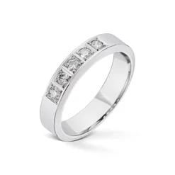 Diamonds by Frisenberg – Alliansering-Hvittgull 5×0,05 ct TW/SI-Kraftig ringskinne-Håndlaget ved eget verksted