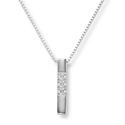 Diamonds by Frisenberg – Allianseanheng i hvitt gull med 3 diamanter, totalt 0,15