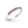 Diamonds by Frisenberg – Alliansering i hvitt gull med rubiner – 5×0,05ct