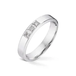 Diamonds by Frisenberg – Alliansering-Hvittgull 3×0,03 ct TW/SI-Kraftig ringskinne-Håndlaget ved eget verksted