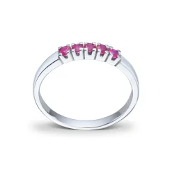 Diamonds by Frisenberg – Alliansering i hvitt gull med rubiner – 5×0,05ct