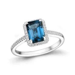 Diamonds by Frisenberg – Haloring (oval) i hvitt gull med London Blå Topas og diamanter
