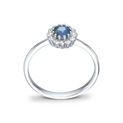 Diamonds by Frisenberg – Liten rosett ring i hvitt gull med diamanter og en safir