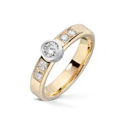 Diamonds by Frisenberg – Ring i gult gull med diamanter – Totalt 0,4 ct