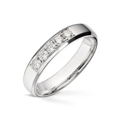 Diamonds by Frisenberg – Ring i hvitt gull ialt 0,25 ct diamanter