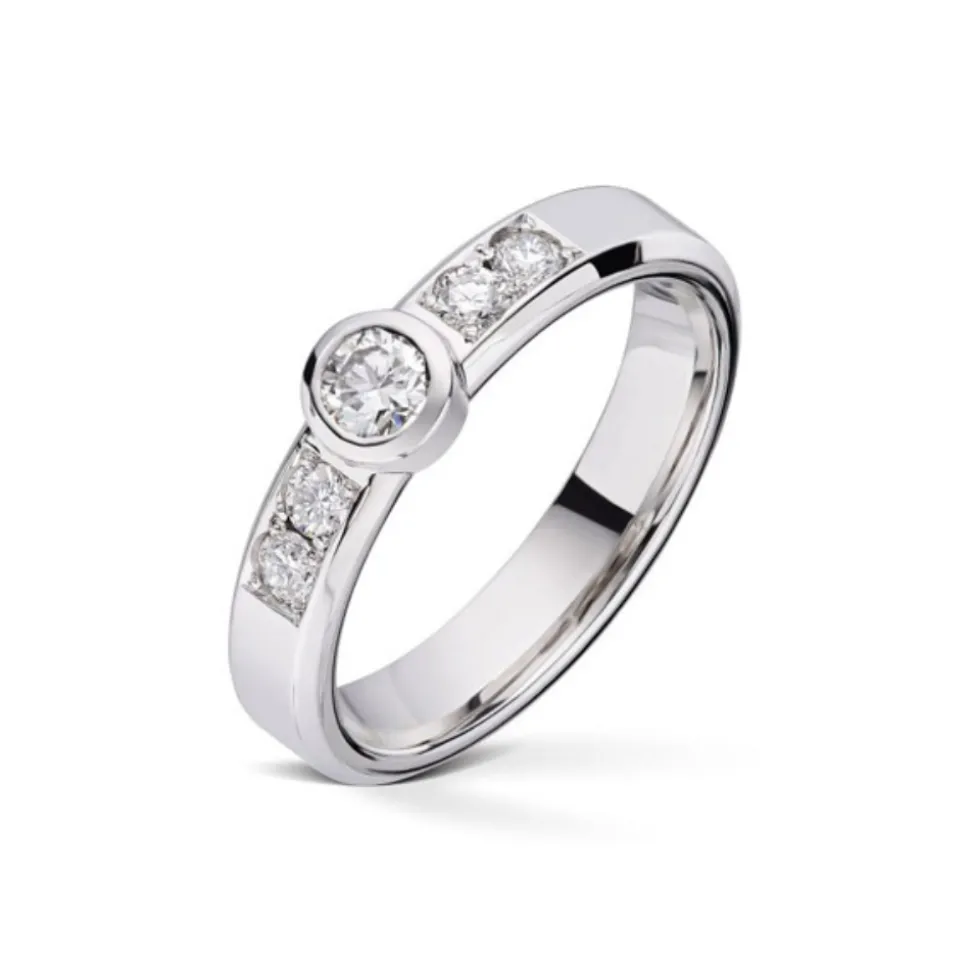 Diamonds by Frisenberg – Ring i hvitt gull med diamanter – Totalt 0,45 ct