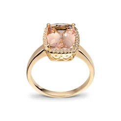 Diamonds by Frisenberg – Ring i gult gull med peach morganitt og 0,10 ct diamanter