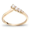 Diamonds by Frisenberg – V-formet ring i 14k gult gull med diamanter i alt 0,24 ct