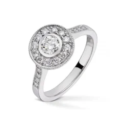 Diamonds By Frisenberg- Hvitt gull 14K ring- Håndlaget på eget verksted på Lillehammer