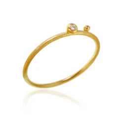 Dulong – Delphis ring med diamant og èn kule – Velg mellom 18k gult gull eller sølv