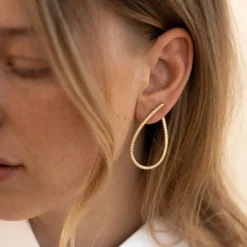 Dulong – Kharisma Galaxy ørepynt i 18k gult gull med diamanter – Stor