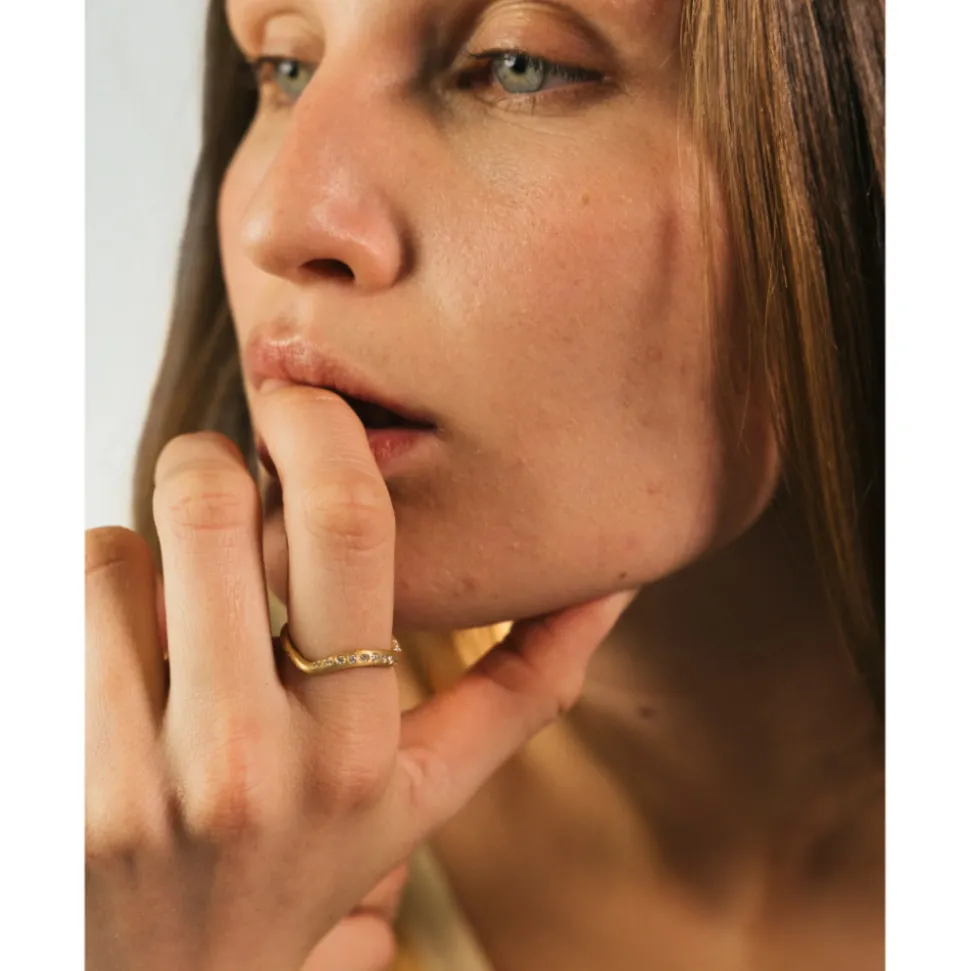 Dulong – Vega ring i 18k gult gull med diamanter