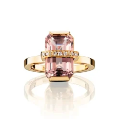 Efva Attling – Little Bend Over ring i 18k gult gull med morganitt og diamanter