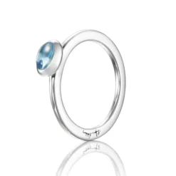 Efva Attling – Love Bead ring i sølv med blå topaz