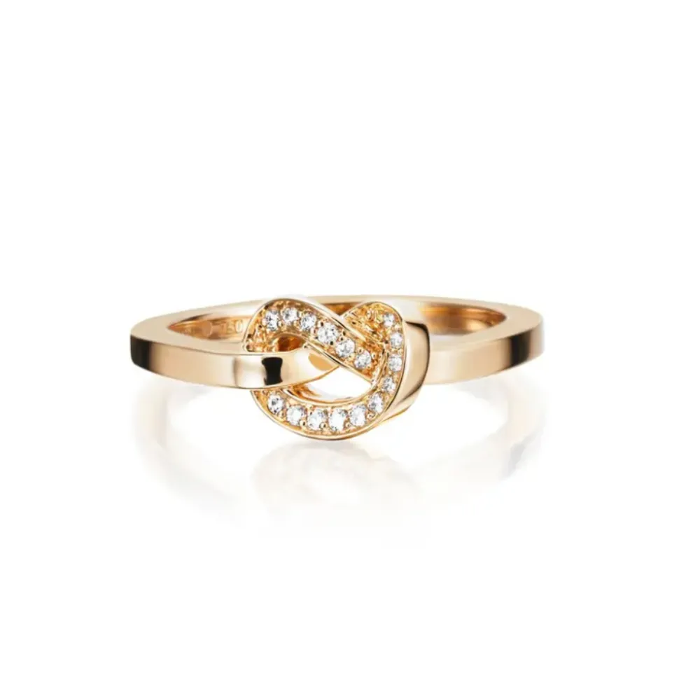 Efva Attling – Love Knot & Stars ring i 18k gult gull med diamanter