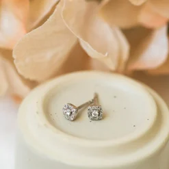 GD Forever – Ørepynt i hvitt gull med diamanter