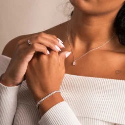 Glow by Gulldia – Farah armbånd i sølv med zirkonia