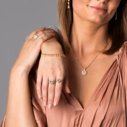 Glow by GullDia – Grace ring i forgylt sølv med blank zirkonia