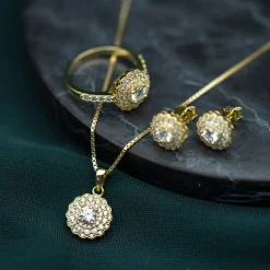 Glow by GullDia – Maud ring i forgylt sølv