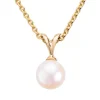 Gold by Frisenberg – Anheng i gult gull med akoya/kulturperle 7-7,5 mm