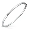 Gold by Frisenberg – Armring massiv i 585 hvitt gull