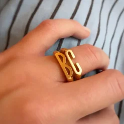 Heiring – Initials ring i forgyldt sølv