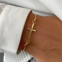 Heiring – Topp til armring og kjede, kors