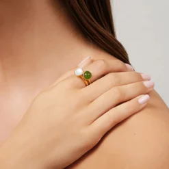 Julie Sandlau – Primini ring i 22k forgylt sølv – Milky Aqua