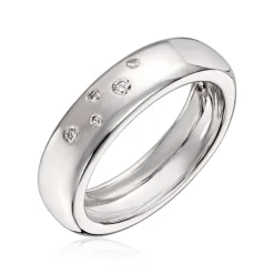 Lene Visholm – Ring i Hvitt Gull Med Diamanter