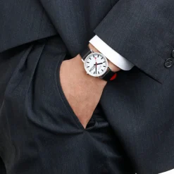Mondaine – Classic Sort – 36 mm