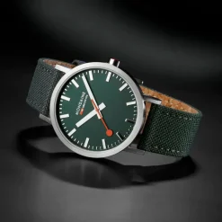 Mondaine – Classic stål / Grønn 40 mm
