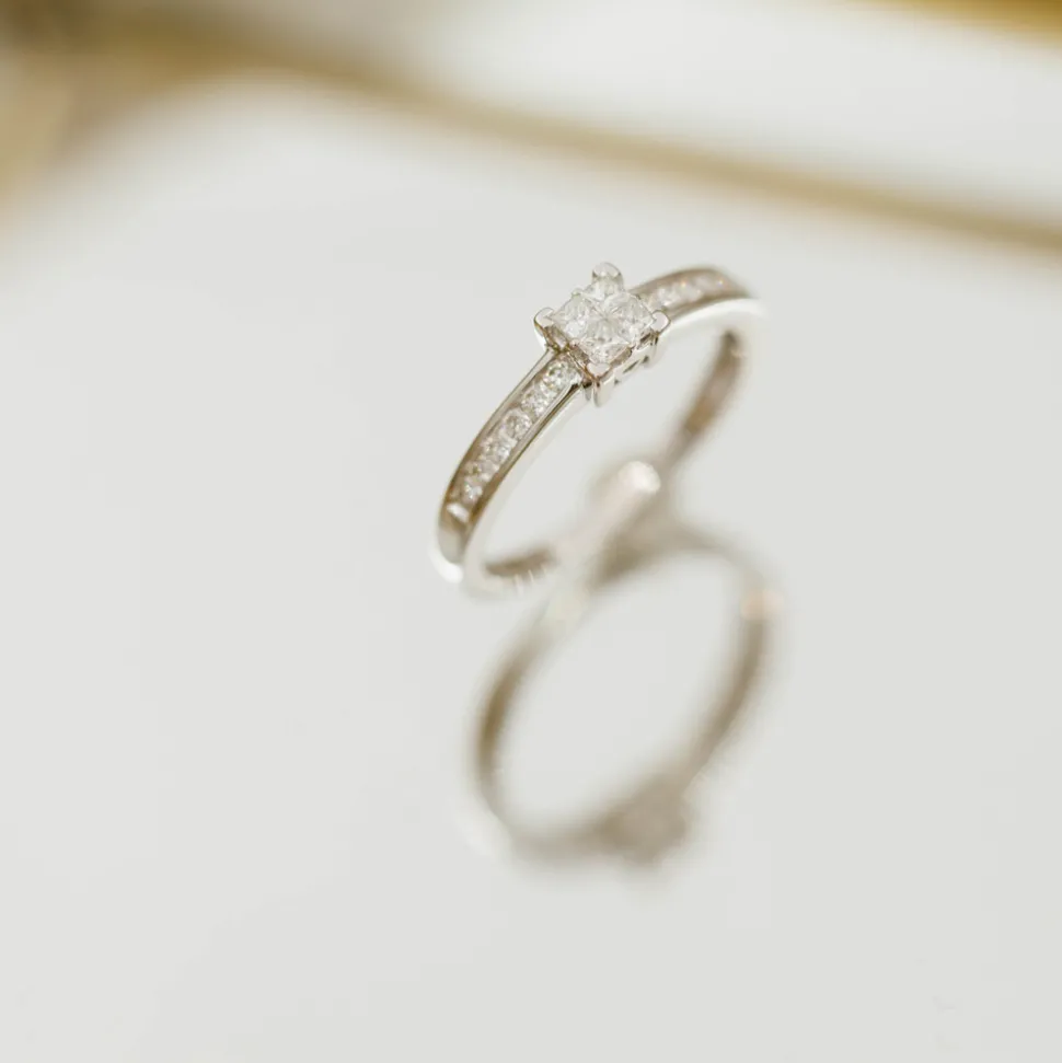NC Christophersen – Ring i hvitt gull med diamanter