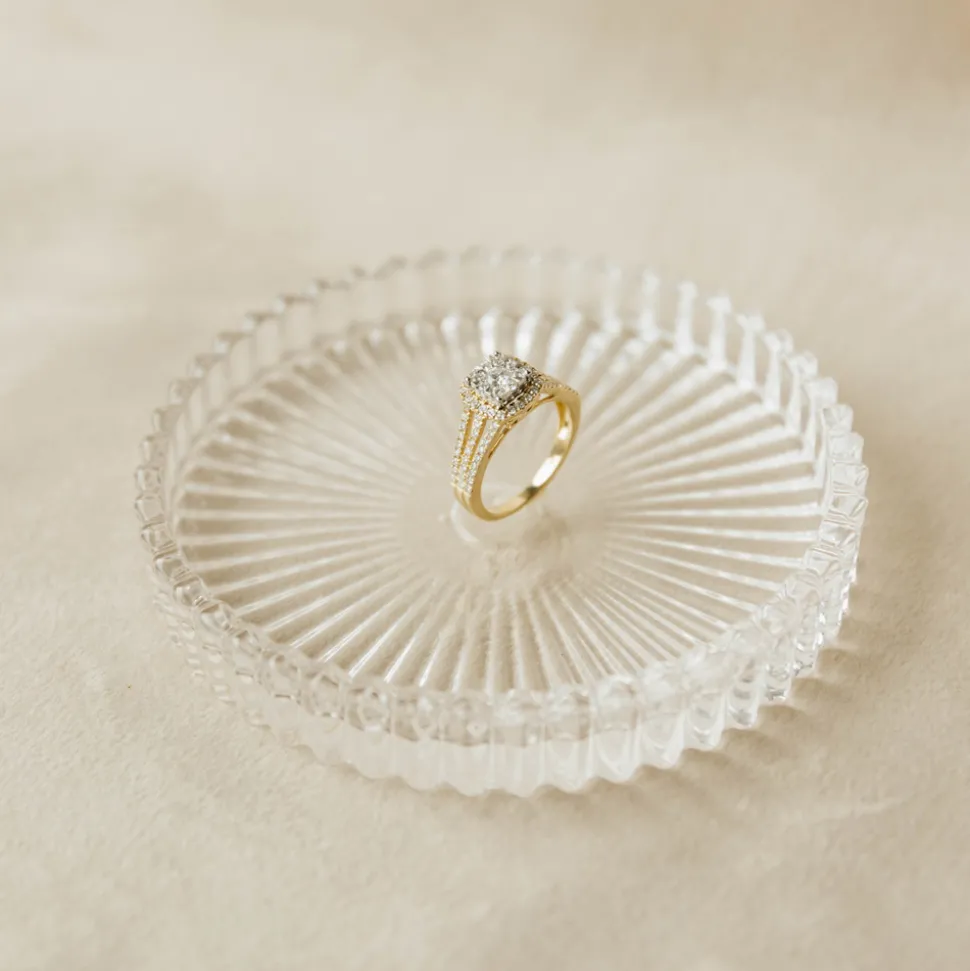 NC Christophersen – Ring i gult gull med diamanter