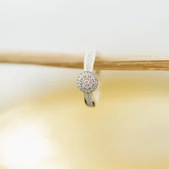 NC Christophersen – Ring i gult gull med diamanter
