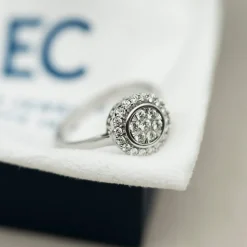 NC Christophersen – Ring i hvitt gull med diamanter