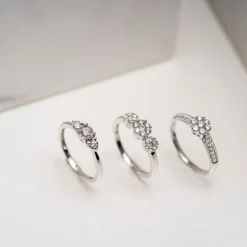 NC Christophersen – Ring i hvitt gull med diamanter