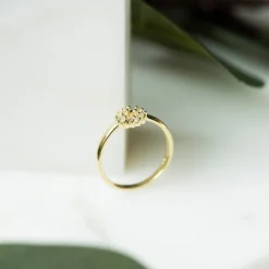 NC Christophersen – Sirkel ring i gult gull med diamanter – 0,12 ct TW/SI
