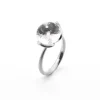 Noën – Dolce medium ring i 925 sølv med bergkrystall