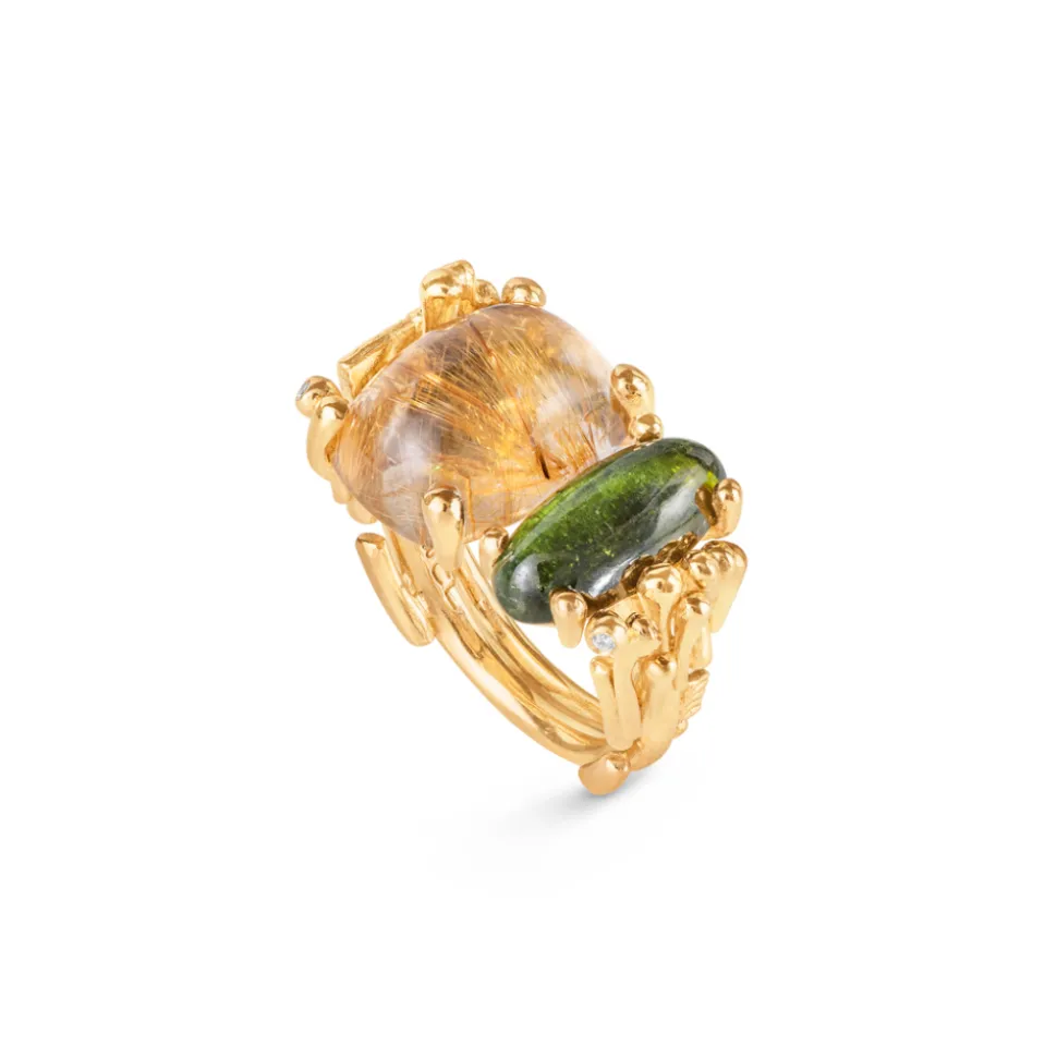 OLE LYNGGAARD COPENHAGEN – BoHo – Ring Dobbel – 18k gult gull med rutilkvarts, grønn turmalin og 0,04 ct diamanter
