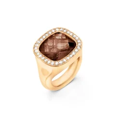 OLE LYNGGAARD COPENHAGEN – Cushion ring i gult gull med 0,30 ct diamanter og røykkvarts