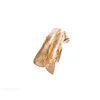 OLE LYNGGAARD COPENHAGEN – Leaves medium ring i gult gull