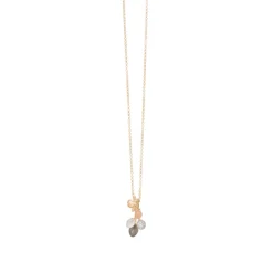 OLE LYNGGAARD COPENHAGEN – Lotus vedheng i gult gull med steiner og 0,38 ct diamanter
