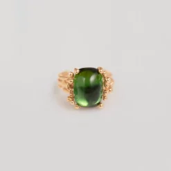 OLE LYNGGAARD COPENHAGEN – BoHo – Ring Medium – 18k gult gull med grønn turmalin og 0,04 ct diamanter