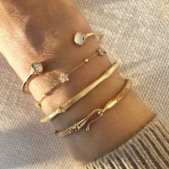OLE LYNGGAARD COPENHAGEN – Nature – Armring i 18 karat gull