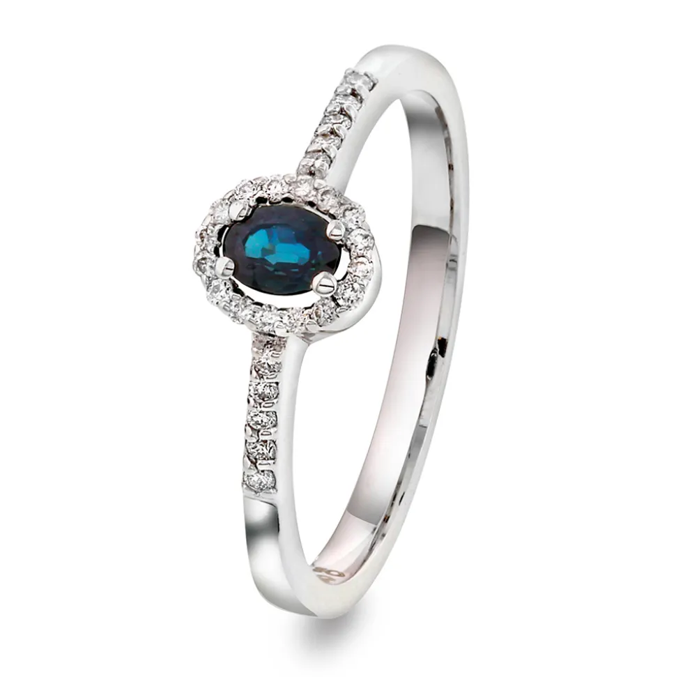 PAN – Ring i hvitt gull med safir og diamanter