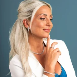 Pan Jewelry – Halssmykke i rhodinert sølv med hvit zirkonia