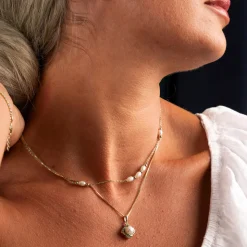 PAN Jewelry – Halssmykke i forgyldt sølv med perlemor