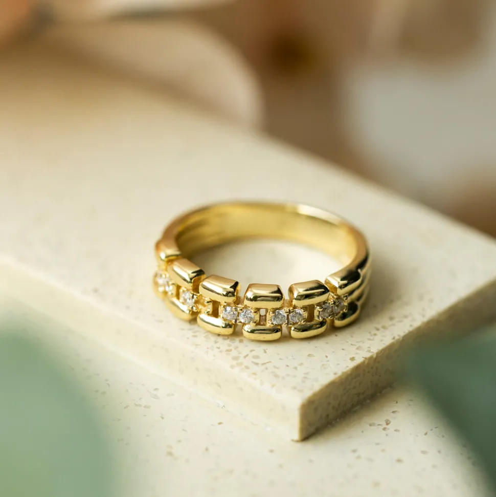PAN Jewelry – Ring i forgyldt sølv med zirkonia